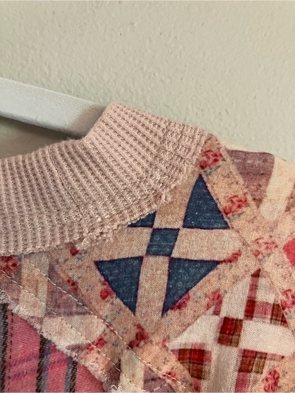 Oli & Hali Oversized Mixed Fabric Star Patched Top in Pink
NWOT - Picture 8 of 10